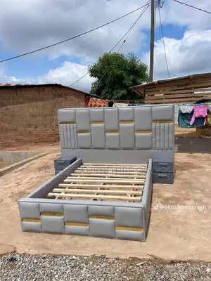 Affordable Design Double Bed With Two Side Drawers