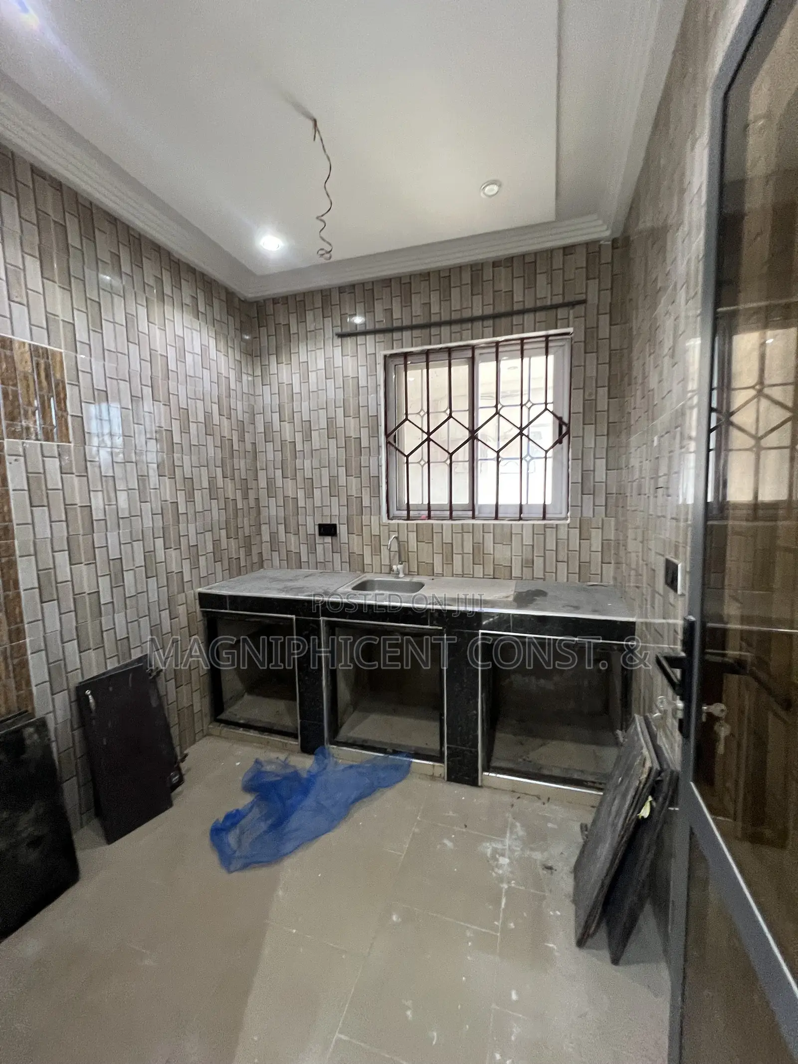 1bdrm Apartment in Lakeside Estate, Ashaley Botwe for rent