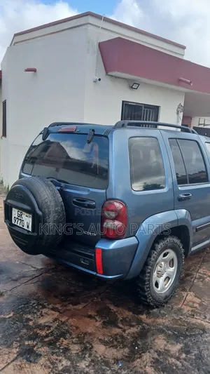 Jeep Grand Cherokee Laredo 4x4 2005 Blue