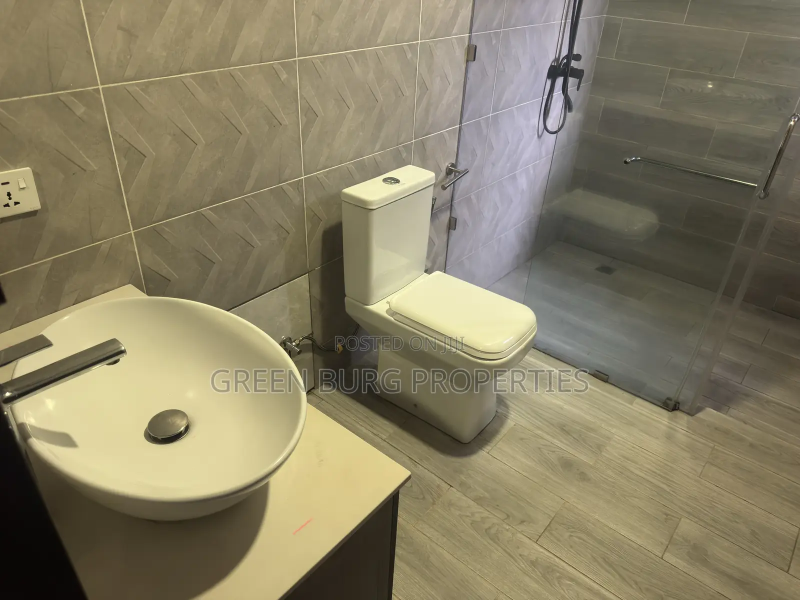 3bdrm House in Oyarifa for rent
