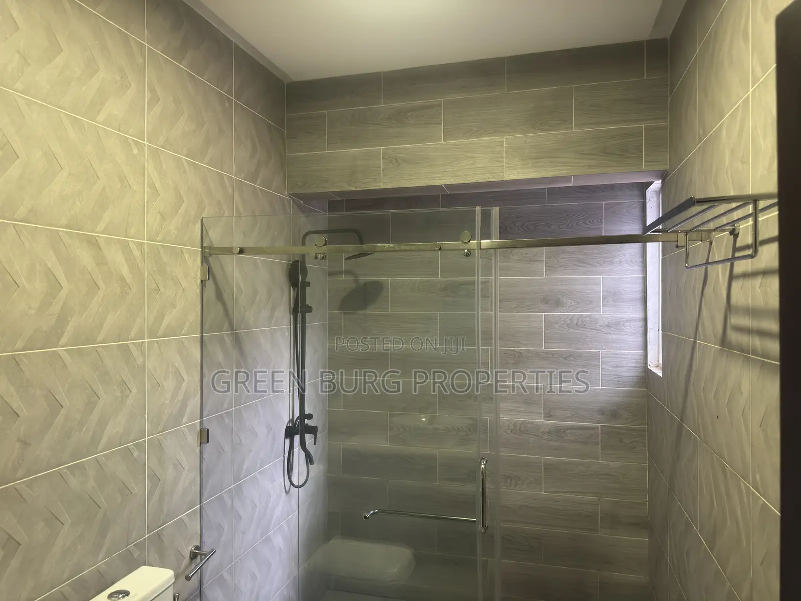 3bdrm House in Oyarifa for rent
