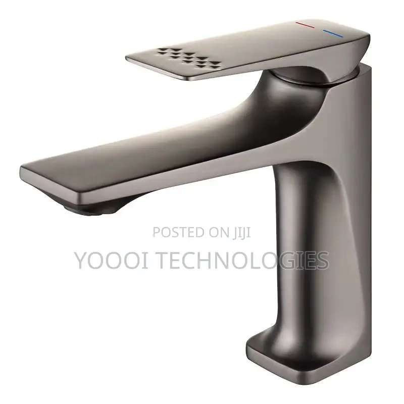 Modern High Quality Luxurious Hot & Cold Water Tap/ Faucet