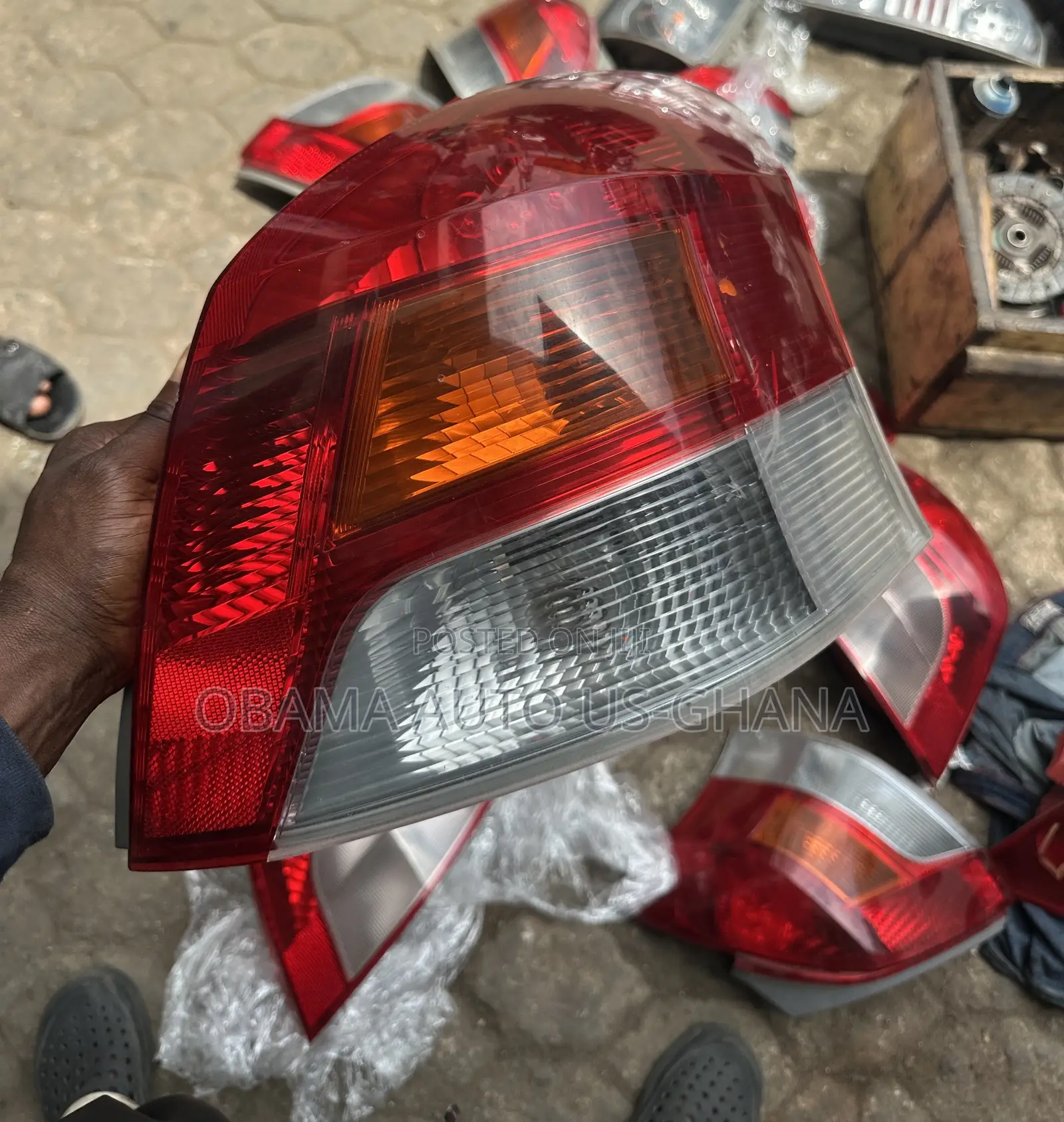 Toyota Vitz / Yaris Taillight 2008 2009 2010 Lift/Hatchback Tail Light