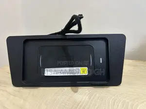 Wireless Phone Charger for Toyota Hilux