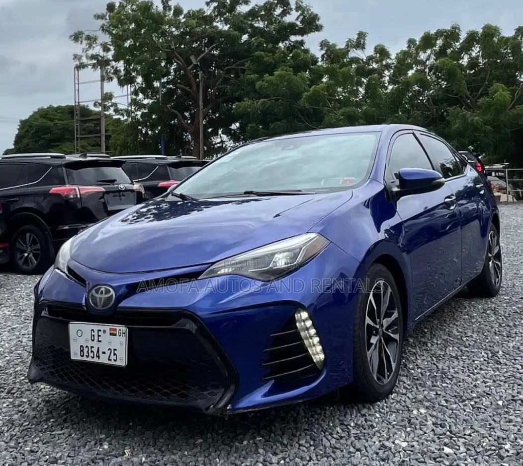 Toyota Corolla Sedan