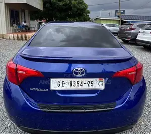 Toyota Corolla Sedan