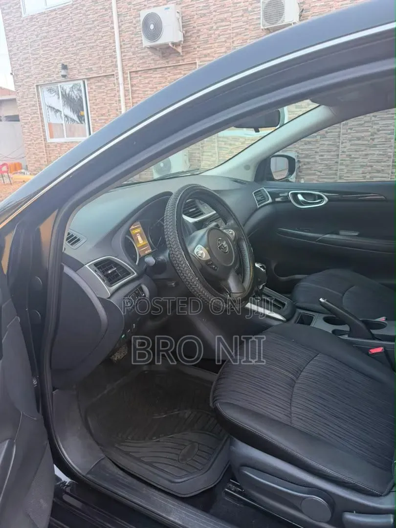 Nissan Sentra SV 2018 Black