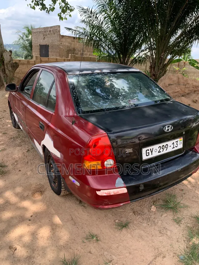 Hyundai Accent 1.3 2005 Red