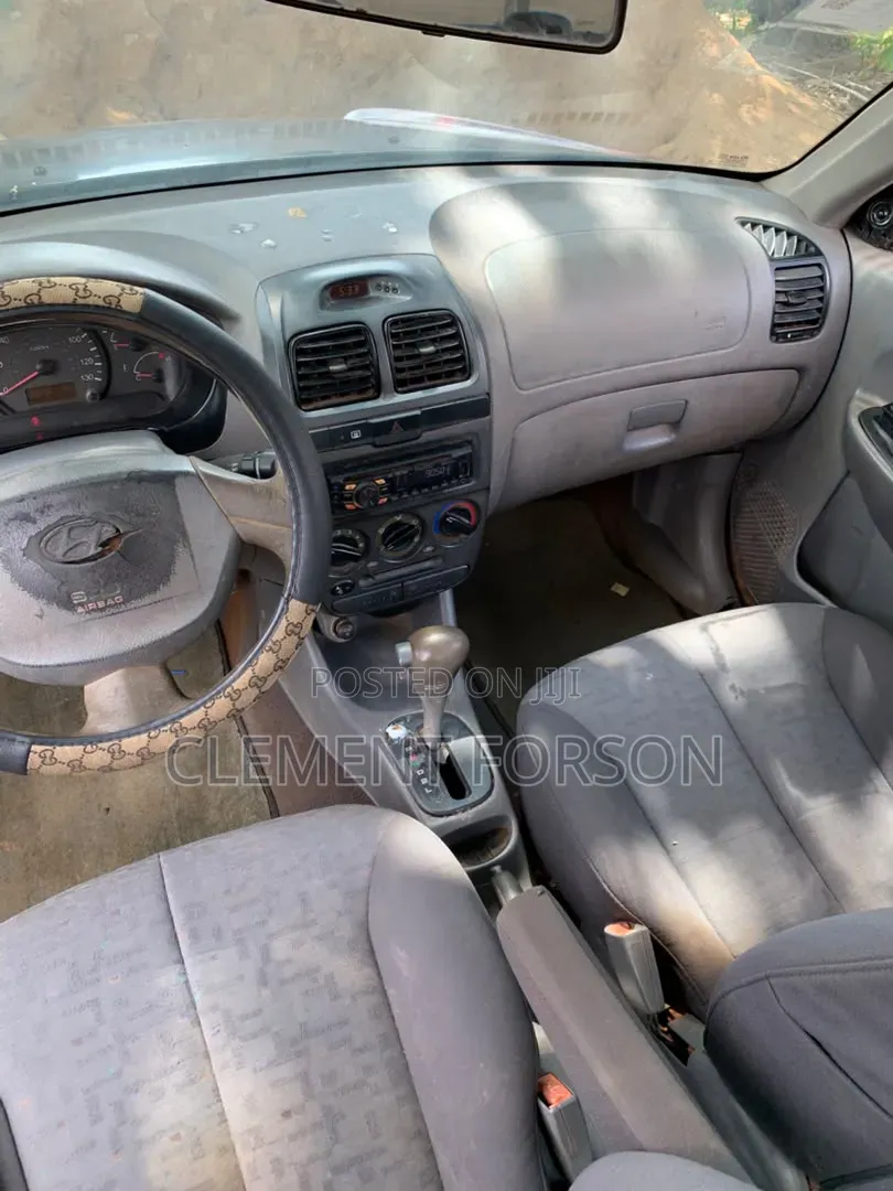 Hyundai Accent 1.3 2005 Red