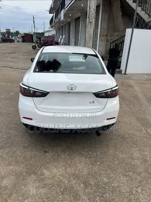 Toyota Yaris iA 1.5 FWD 2018 White