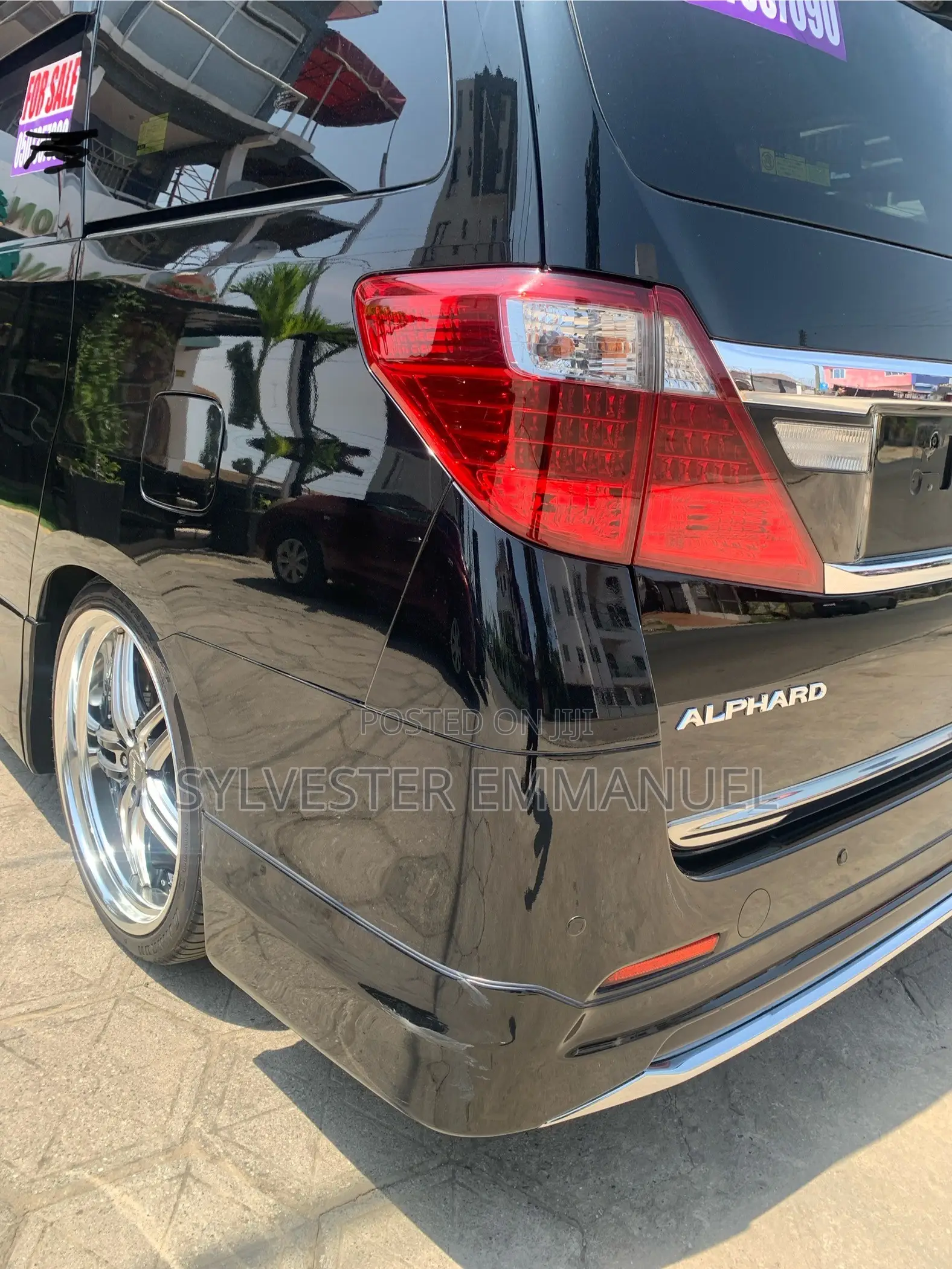 Toyota Alphard 2.4 Hybrid AWD 2013 Black