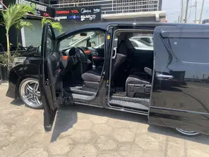 Toyota Alphard 2.4 Hybrid AWD 2013 Black
