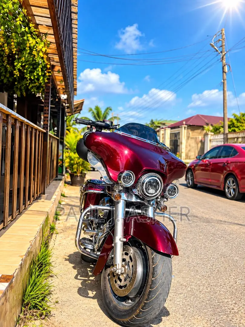 Harley-Davidson Touring 2008 Red