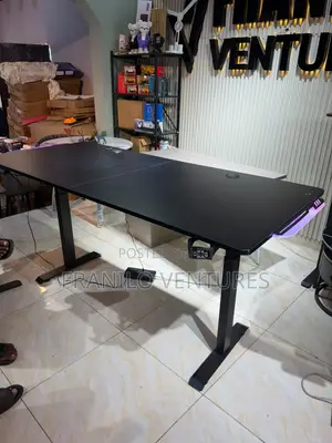 1.8m Electric Adjustable Desk