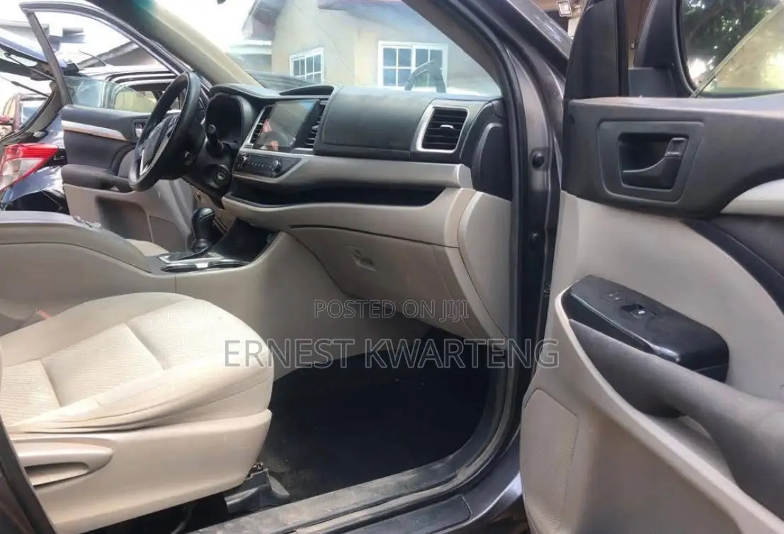 Toyota Highlander 2016 Silver
