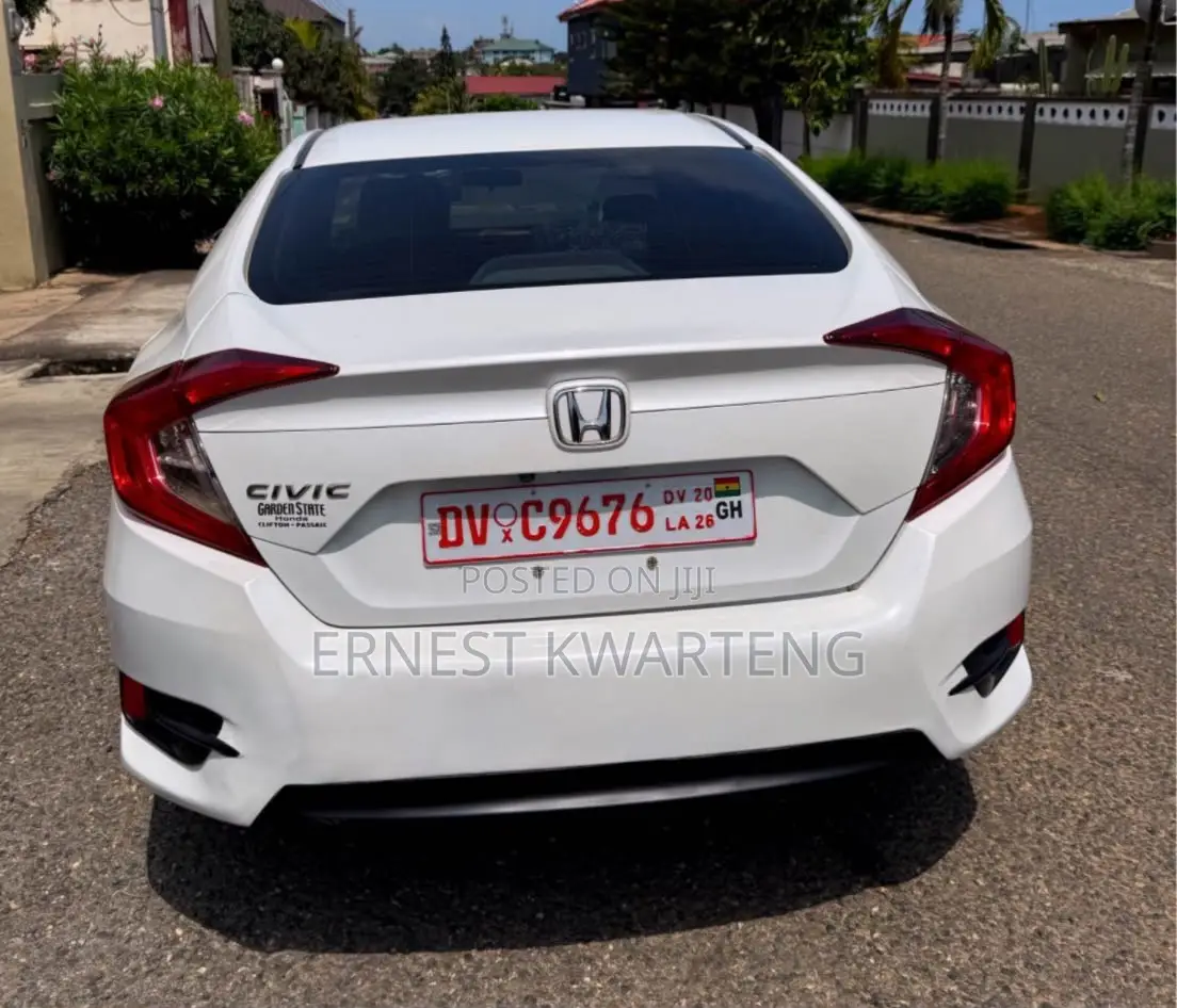 Honda Civic 2019 White