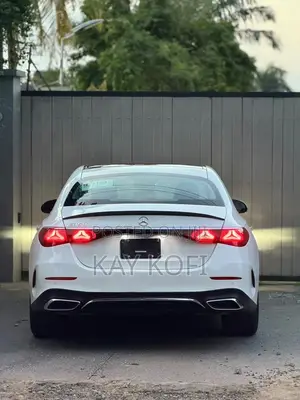 Mercedes-Benz E350 2025 White
