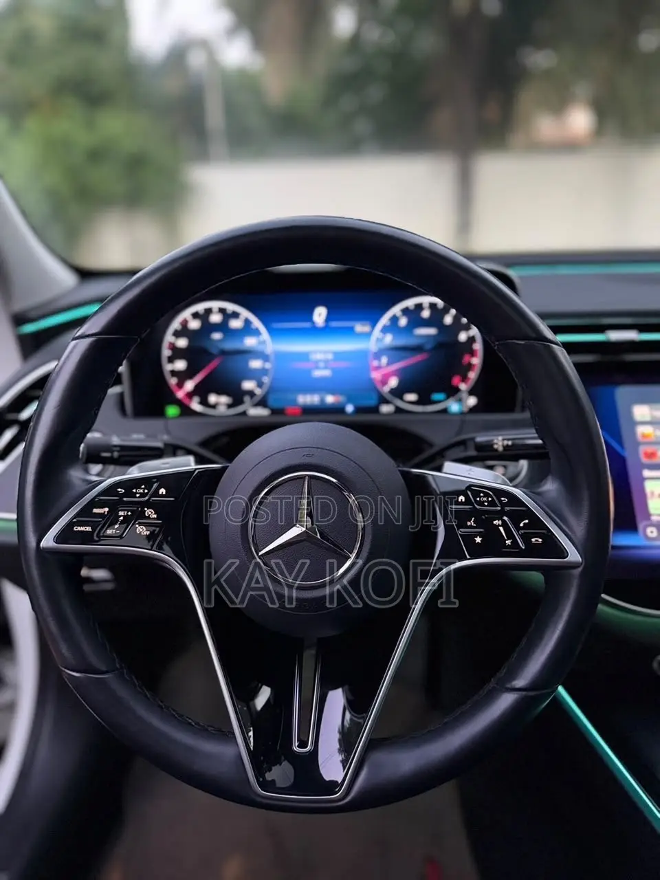 Mercedes-Benz E350 2025 White