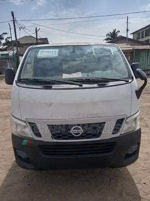 Nissan Caravan (Urvan) 2016 White