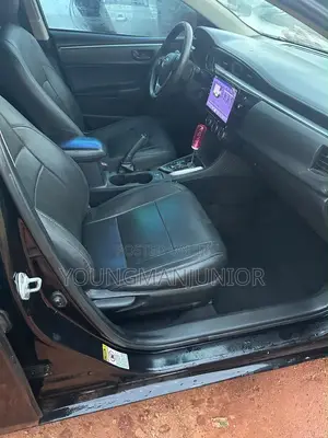 Toyota Corolla LE 4dr Sedan (1.8L 4cyl CVT) 2014 Black