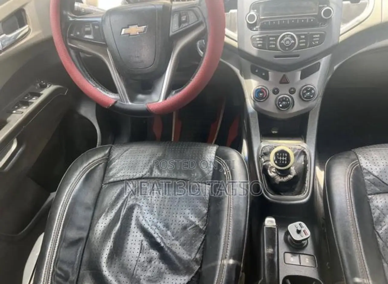 Chevrolet Sonic 1LT 2012 Black