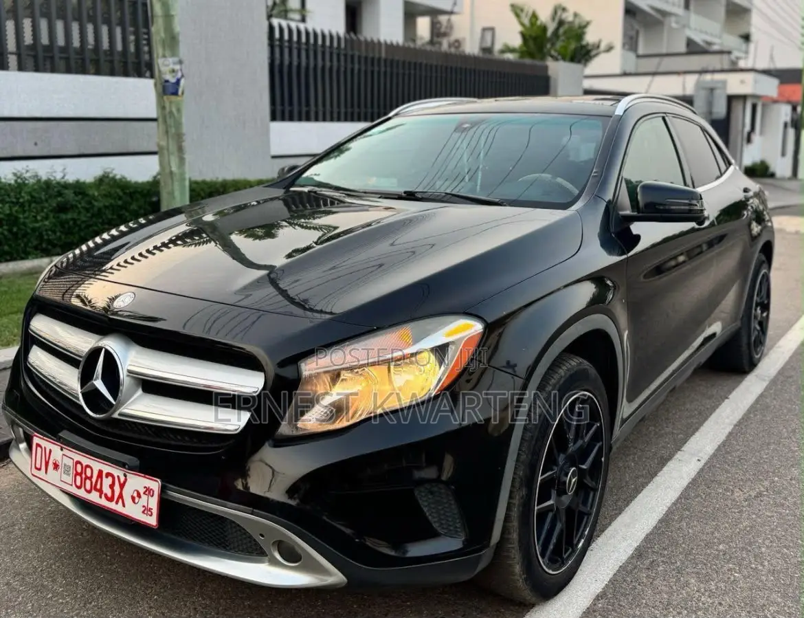 Mercedes-Benz GLA 250 2016 Black