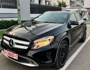 Mercedes-Benz GLA 250 2016 Black