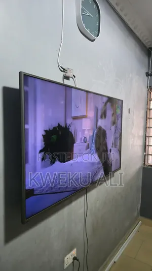 Hisense 55" Smart TV