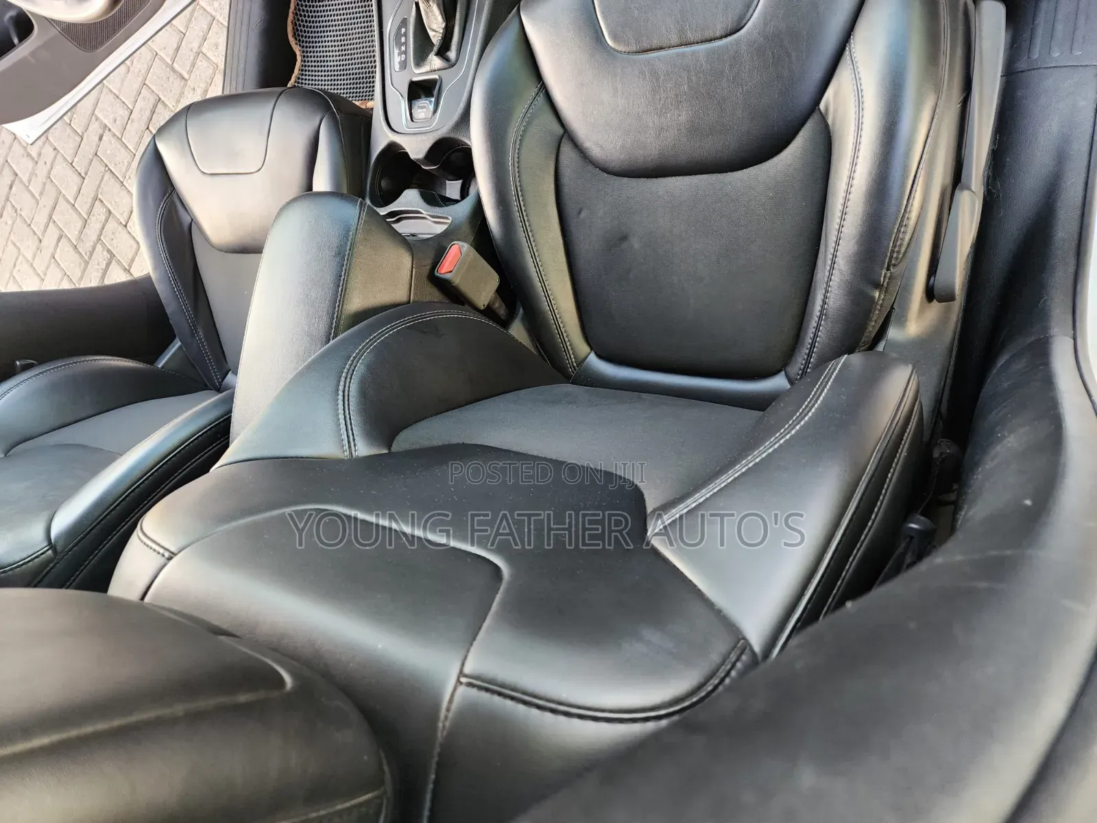 Jeep Cherokee Latitude Plus FWD 2019 White
