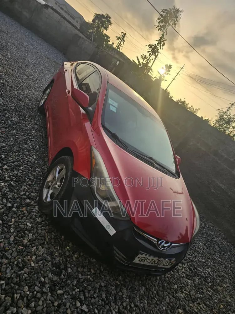 Hyundai Elantra 2013 Red