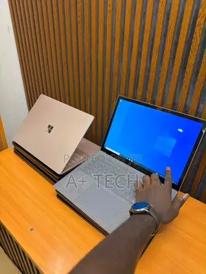 New Laptop Microsoft Surface Laptop 3 8GB Intel Core i5 SSD 256GB