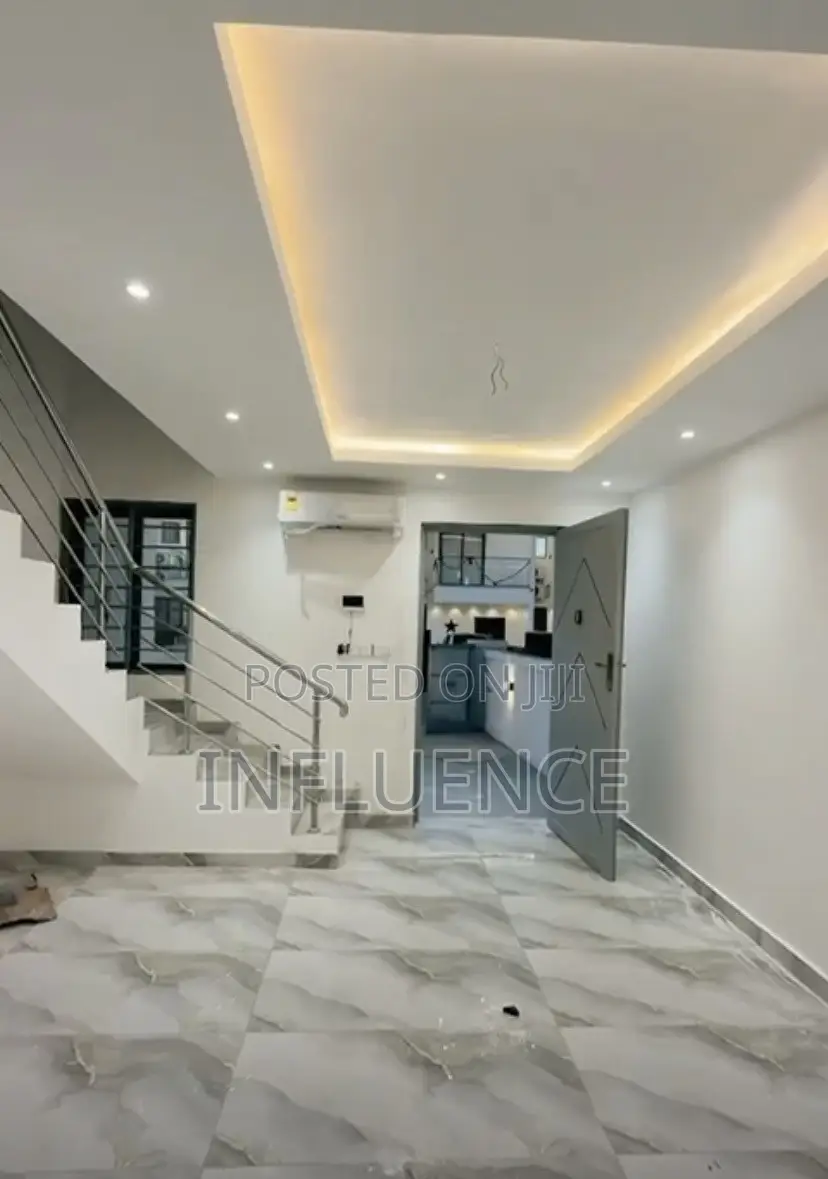 2bdrm House in Botwe, School, East Legon for sale