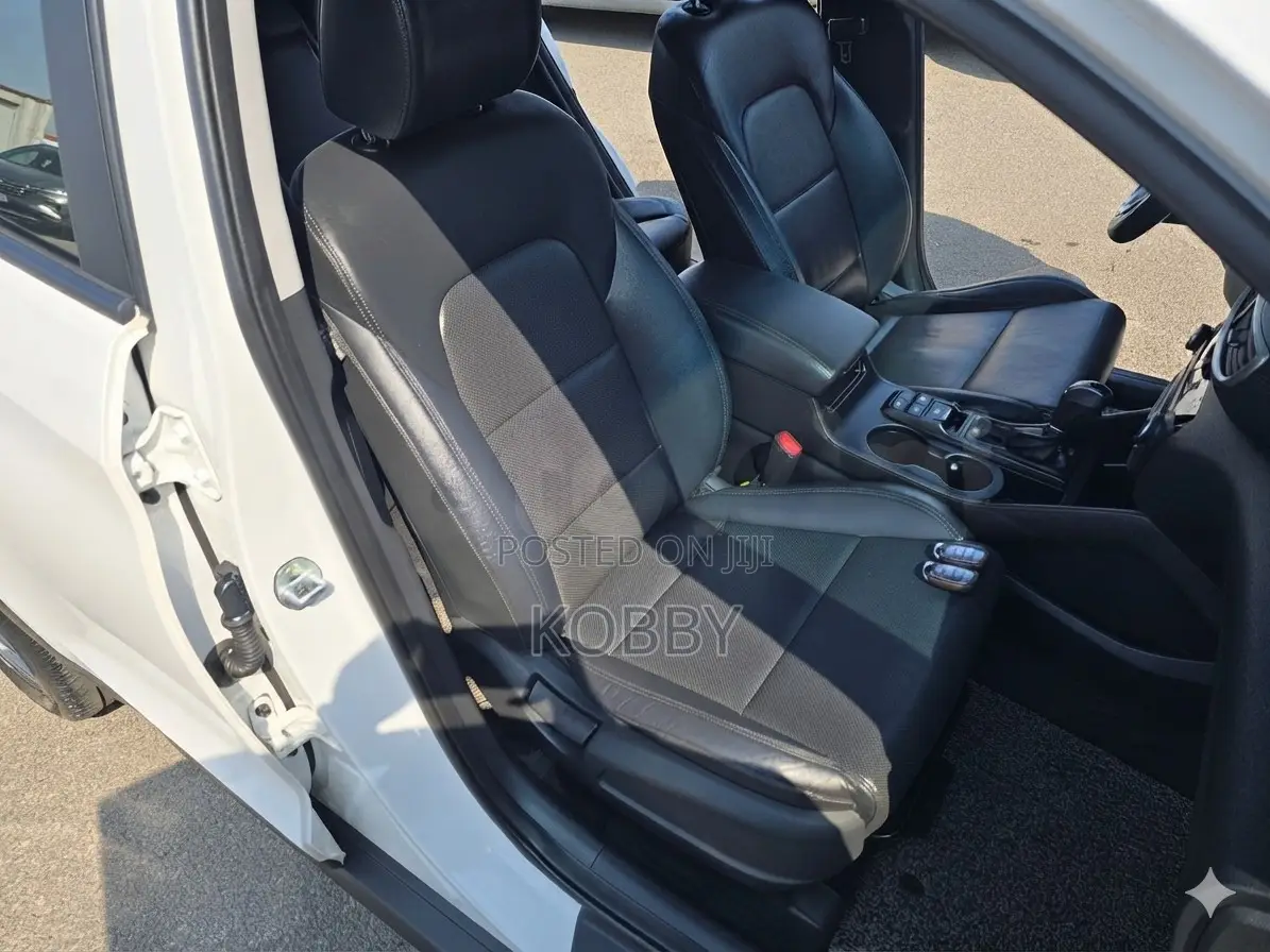 Hyundai Tucson 2019 White