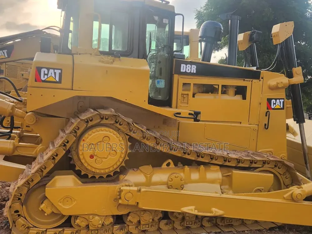 Caterpillar D8r Bulldozer.