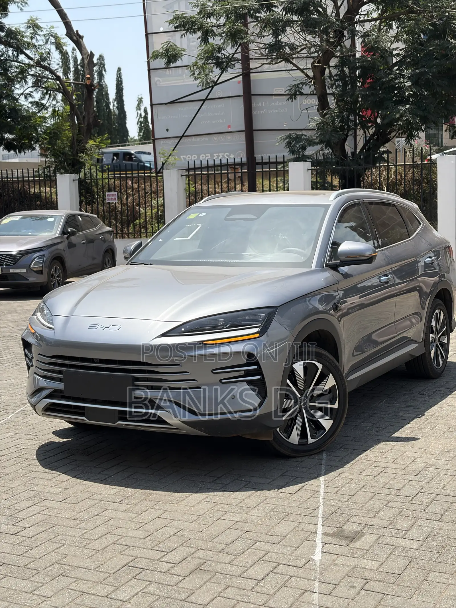 New BYD Song Plus DM-i 2025 Silver