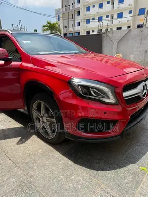 Mercedes-Benz GLA 250 2018 Red