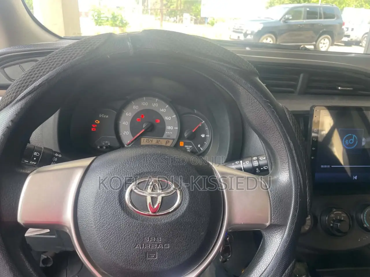 Toyota Vitz 2014 White