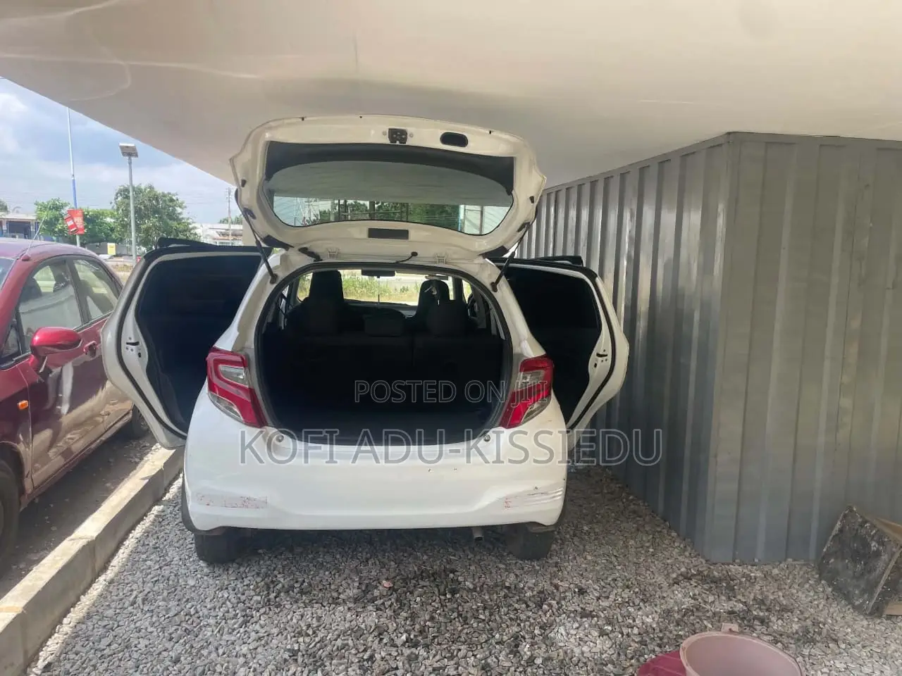 Toyota Vitz 2014 White