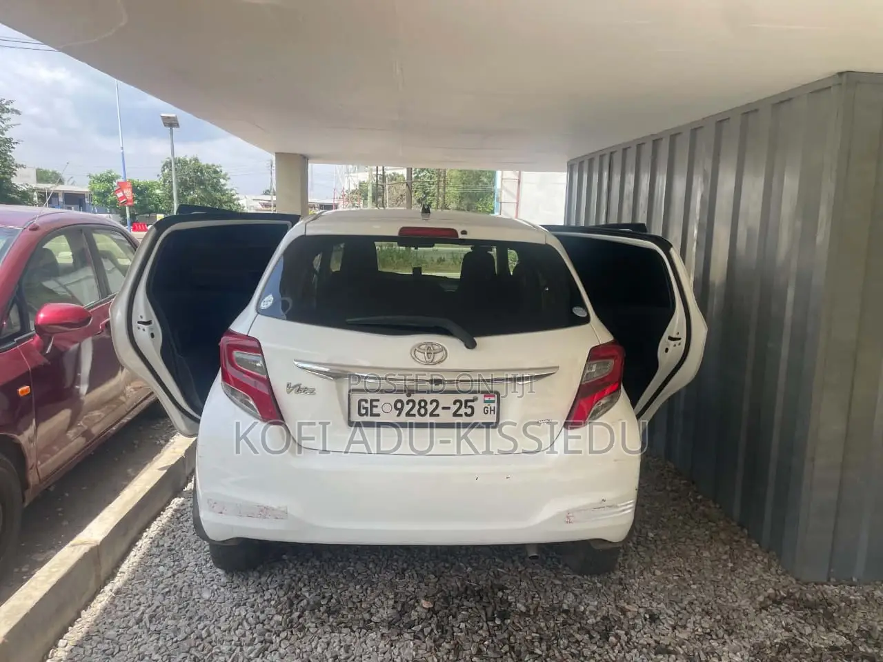 Toyota Vitz 2014 White