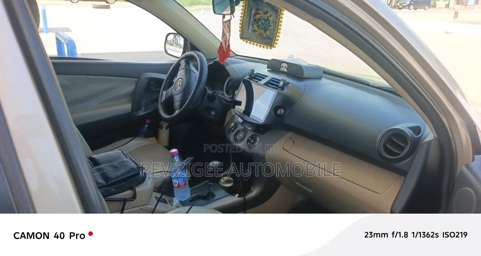 Toyota RAV4 200 4X4 Automatic 2008 Beige