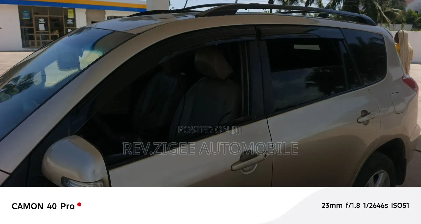 Toyota RAV4 200 4X4 Automatic 2008 Beige