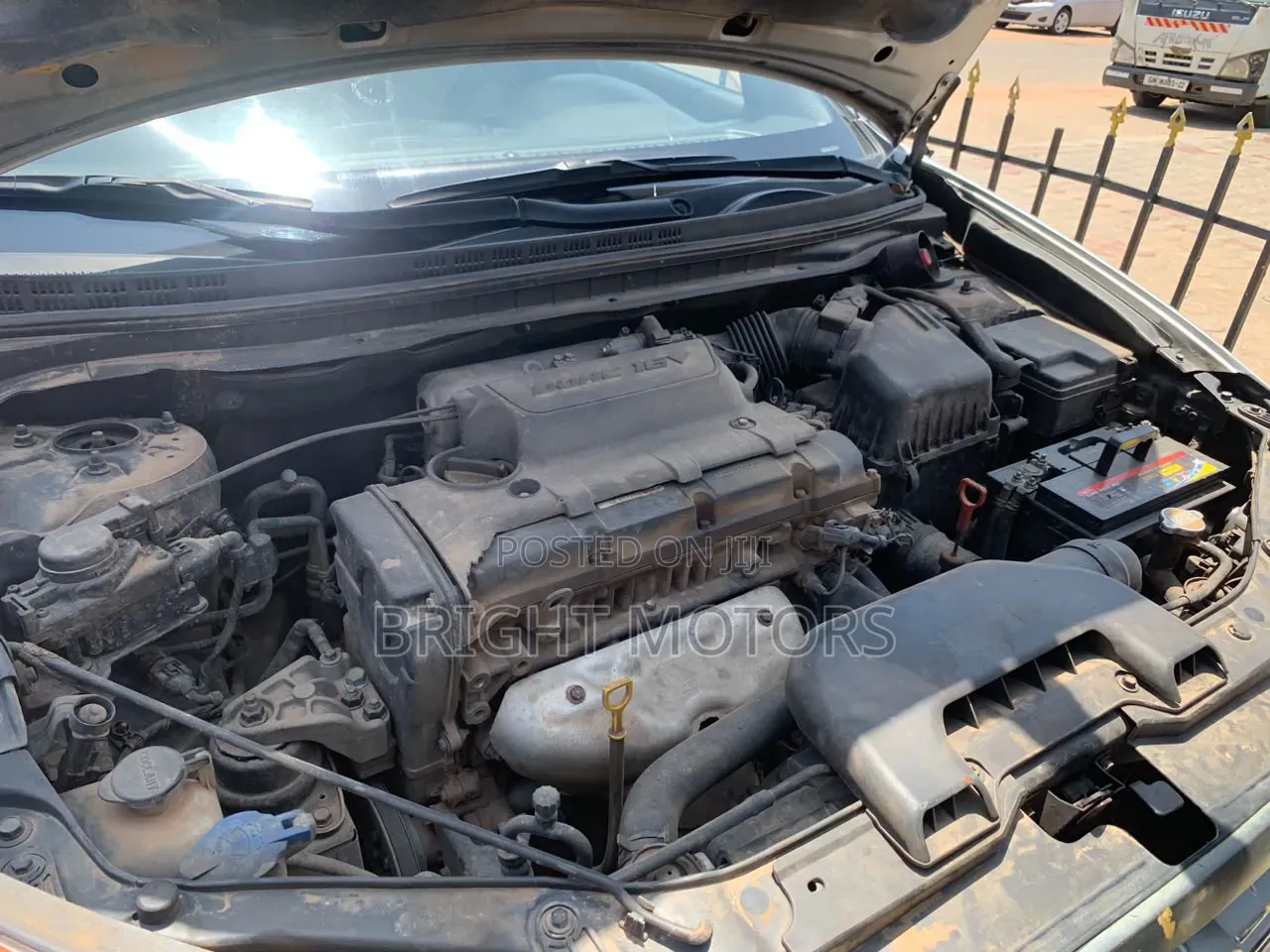 Hyundai Elantra GLS Automatic 2011 Silver