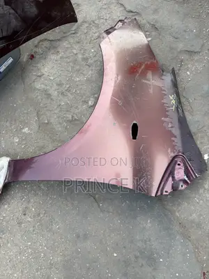Toyota Vitz Fenders Pair