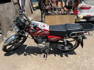Royal RY125 2025 Red
