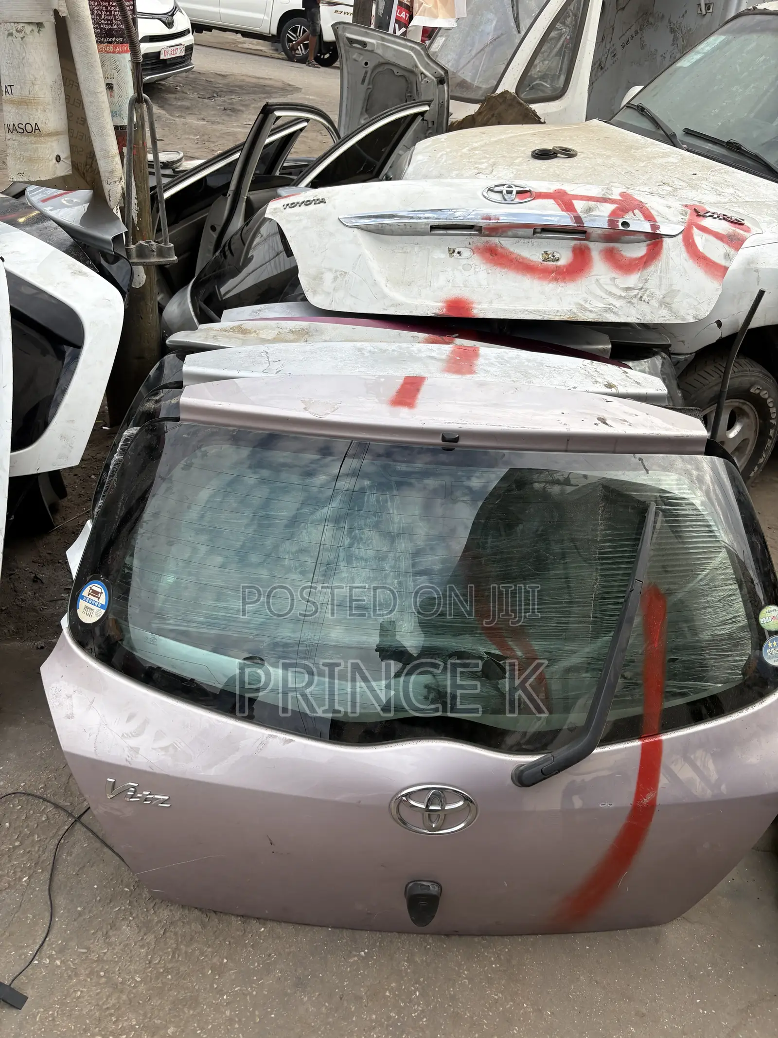 Toyota Vitz Boot