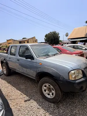 Nissan Hardbody 2010