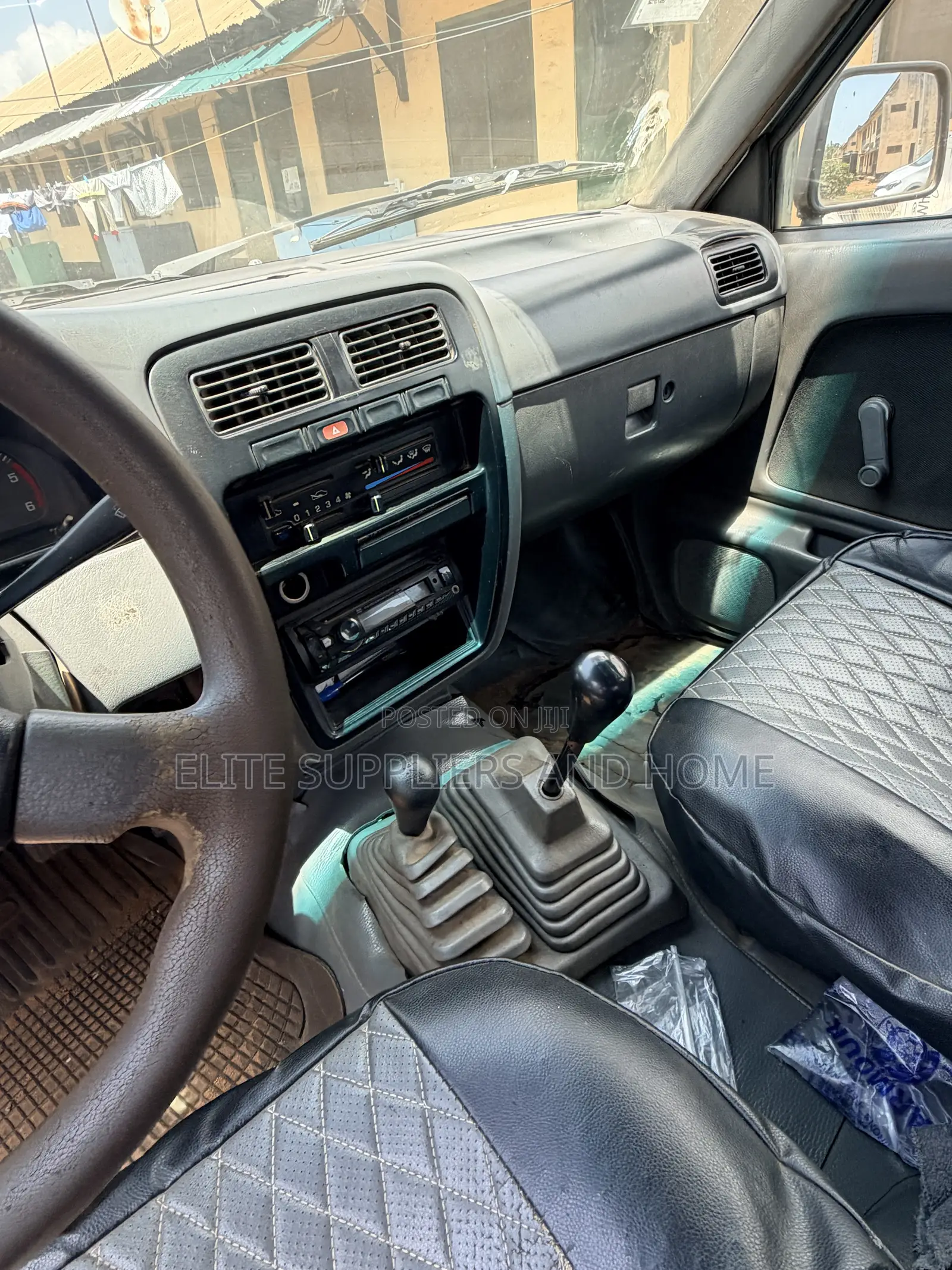 Nissan Hardbody 2010