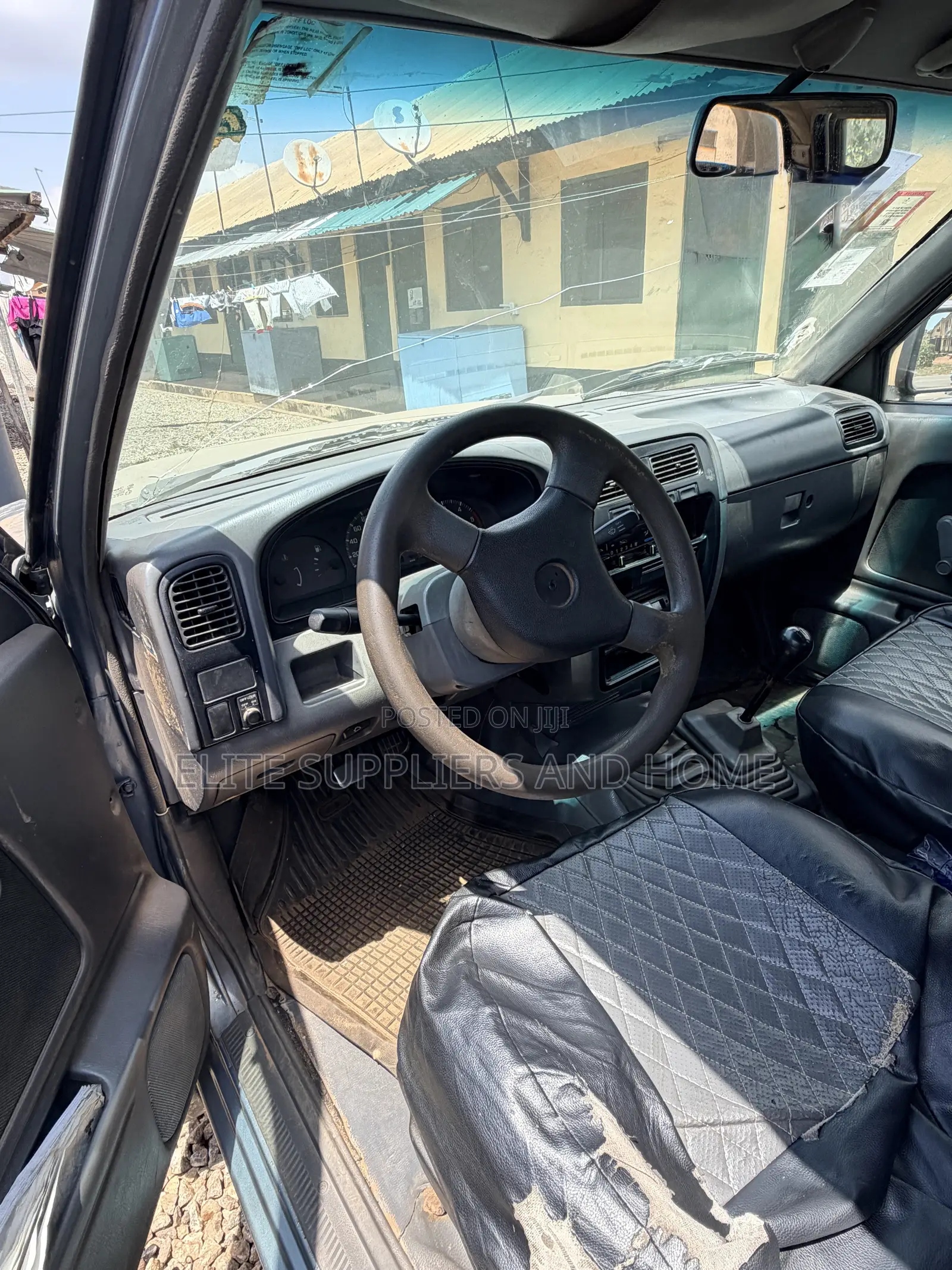 Nissan Hardbody 2010