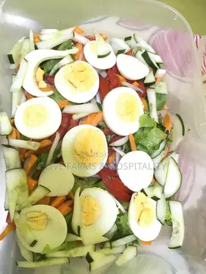 Order Your Healthy Homemade Meals, Breads and Pastries From Us