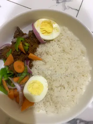 Order Your Healthy Homemade Meals, Breads and Pastries From Us